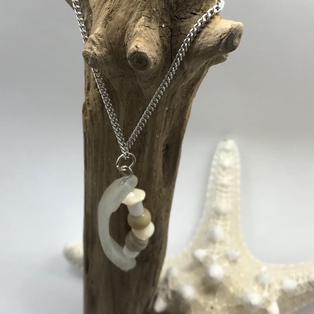 Sea glass necklace - Picture 2 of 3